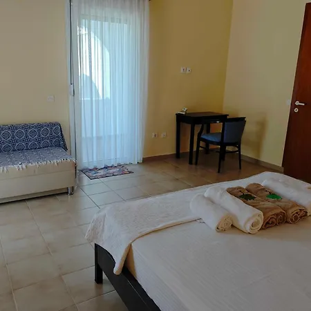 Sithonia Apartment